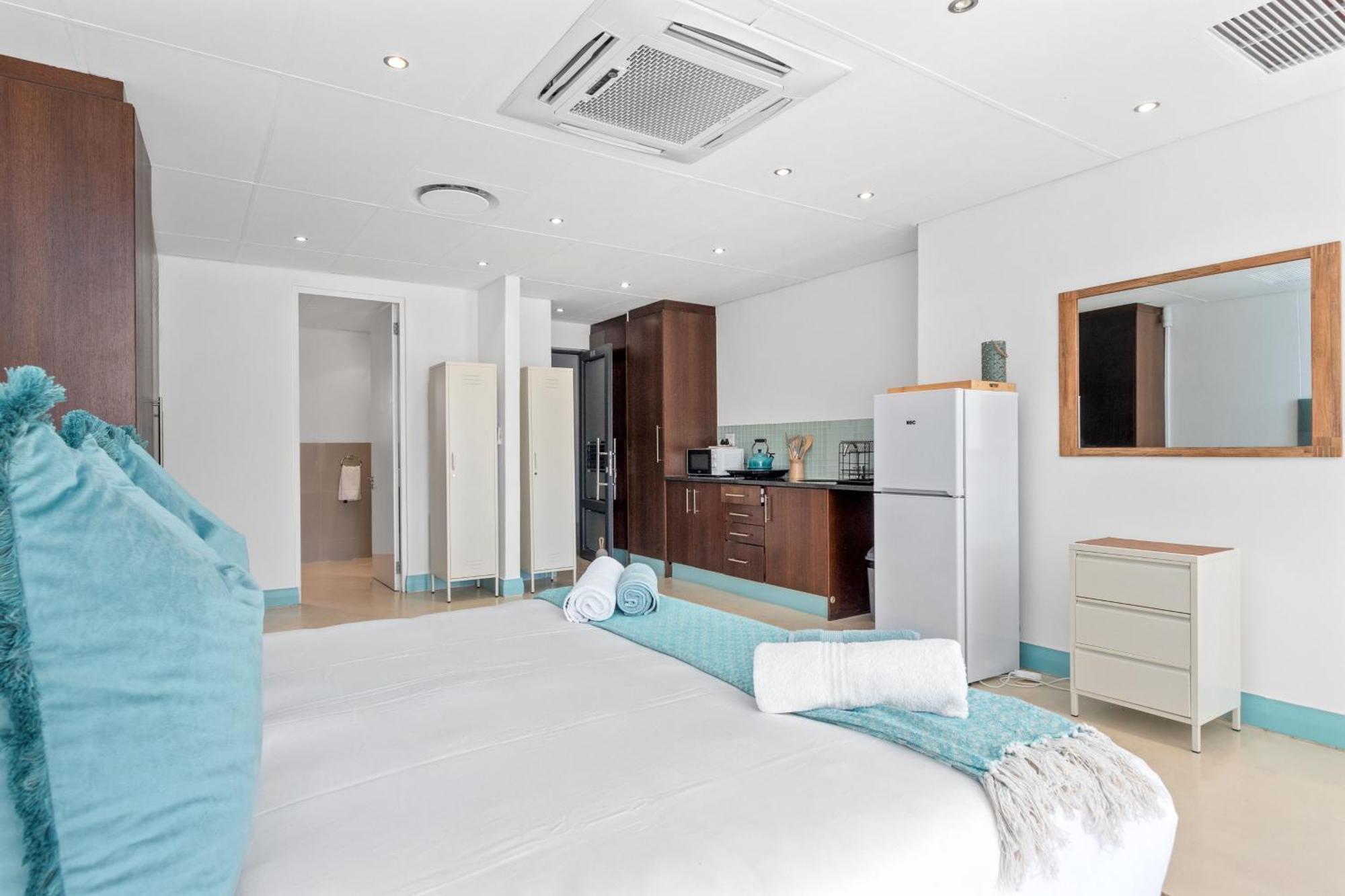 Apartment Eden On The Bay 71 By Host Agents