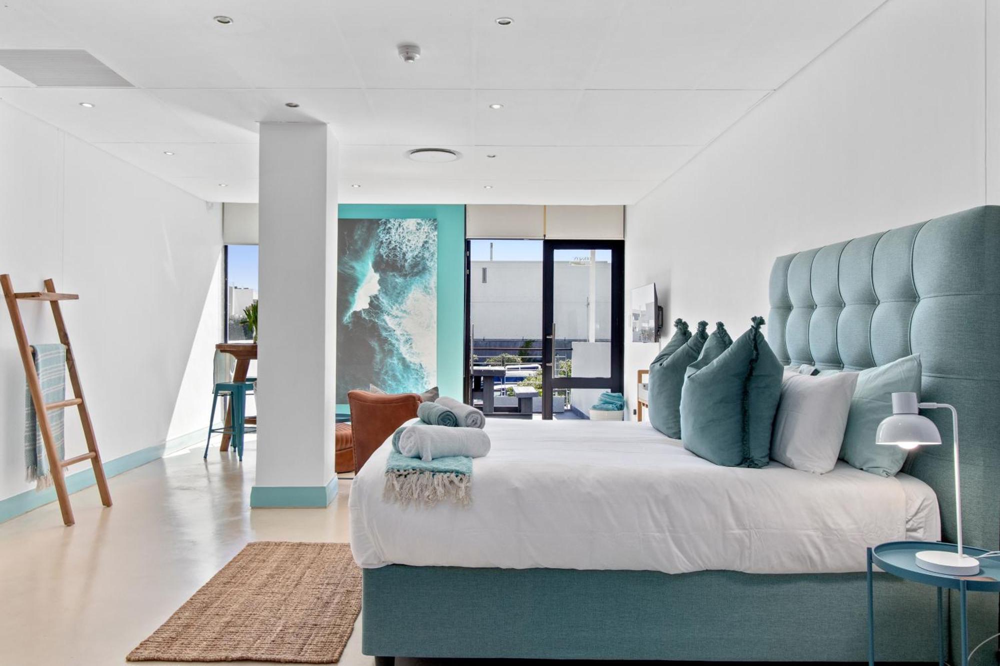 Apartment Eden On The Bay 71 By Host Agents
